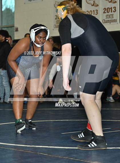 Thumbnail 2 in WRAL Invitational photogallery.