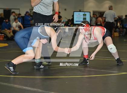 Thumbnail 3 in WRAL Invitational photogallery.