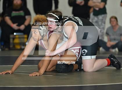 Thumbnail 1 in WRAL Invitational photogallery.