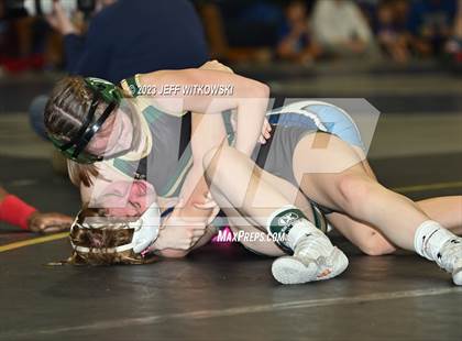 Thumbnail 2 in WRAL Invitational photogallery.