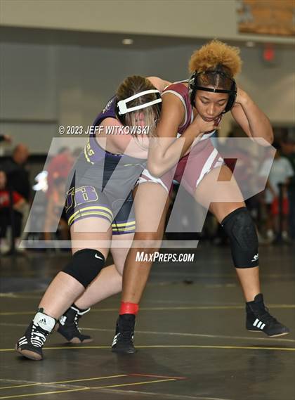 Thumbnail 1 in WRAL Invitational photogallery.