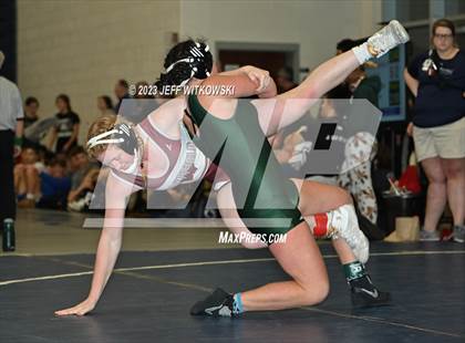 Thumbnail 3 in WRAL Invitational photogallery.