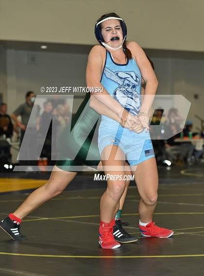 Thumbnail 1 in WRAL Invitational photogallery.