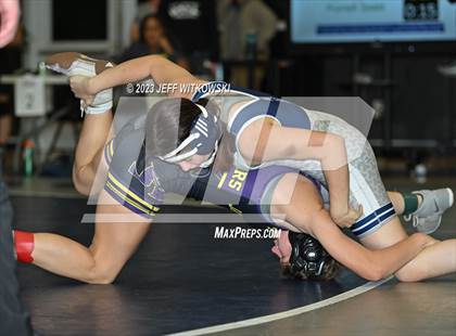 Thumbnail 3 in WRAL Invitational photogallery.