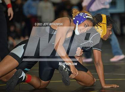 Thumbnail 2 in WRAL Invitational photogallery.