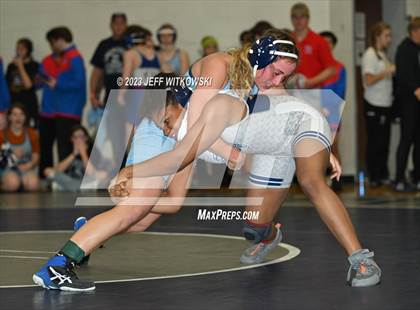 Thumbnail 3 in WRAL Invitational photogallery.