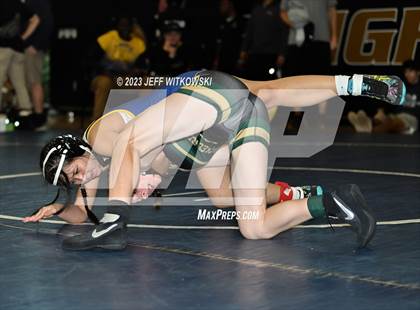 Thumbnail 3 in WRAL Invitational photogallery.