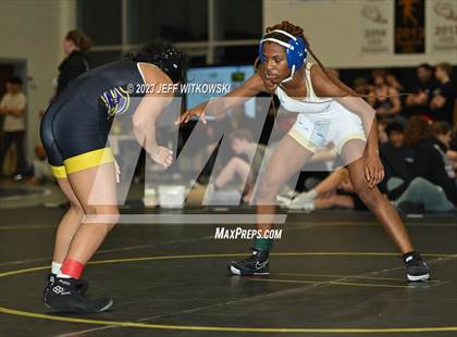 Thumbnail 2 in WRAL Invitational photogallery.