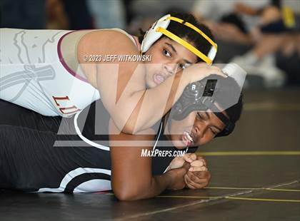 Thumbnail 1 in WRAL Invitational photogallery.