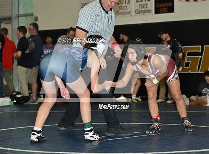 Thumbnail 2 in WRAL Invitational photogallery.