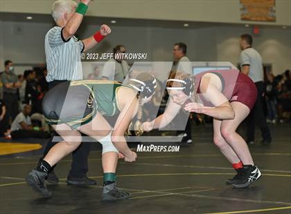 Thumbnail 1 in WRAL Invitational photogallery.