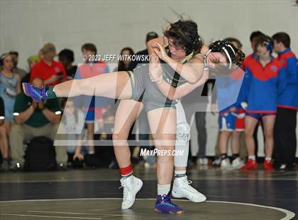 Thumbnail 3 in WRAL Invitational photogallery.