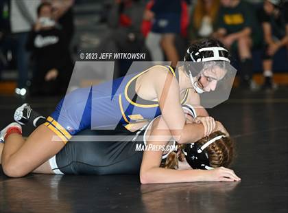 Thumbnail 2 in WRAL Invitational photogallery.