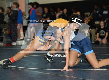 Thumbnail 3 in WRAL Invitational photogallery.