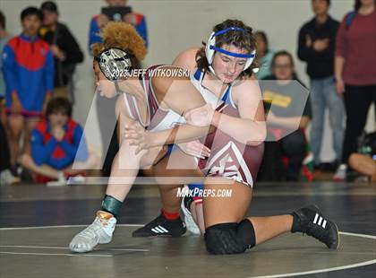 Thumbnail 2 in WRAL Invitational photogallery.