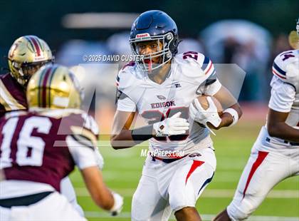 Thumbnail 3 in Edison @ Oakton photogallery.