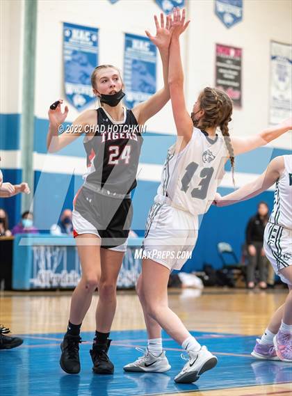 Thumbnail 2 in Webber @ Harley Allendale Columbia (NYSPHSAA Section 5  Round 2 Playoff) photogallery.