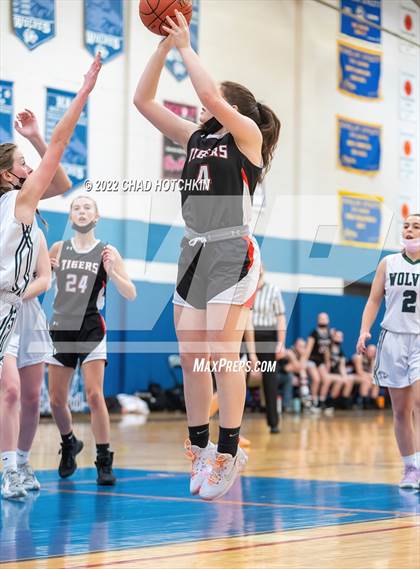 Thumbnail 1 in Webber @ Harley Allendale Columbia (NYSPHSAA Section 5  Round 2 Playoff) photogallery.