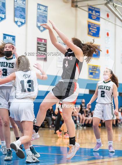 Thumbnail 3 in Webber @ Harley Allendale Columbia (NYSPHSAA Section 5  Round 2 Playoff) photogallery.