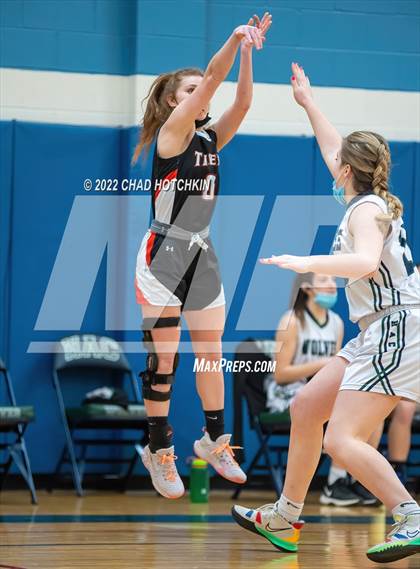 Thumbnail 3 in Webber @ Harley Allendale Columbia (NYSPHSAA Section 5  Round 2 Playoff) photogallery.