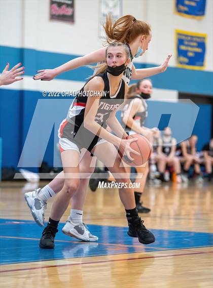 Thumbnail 3 in Webber @ Harley Allendale Columbia (NYSPHSAA Section 5  Round 2 Playoff) photogallery.