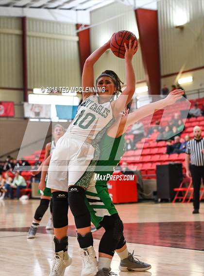 Thumbnail 2 in West Side vs. Des Arc photogallery.