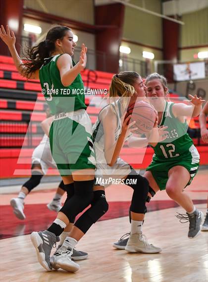 Thumbnail 1 in West Side vs. Des Arc photogallery.