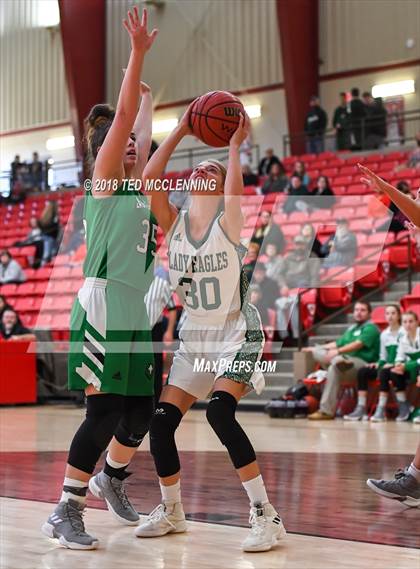 Thumbnail 3 in West Side vs. Des Arc photogallery.