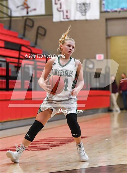 Thumbnail 2 in West Side vs. Des Arc photogallery.