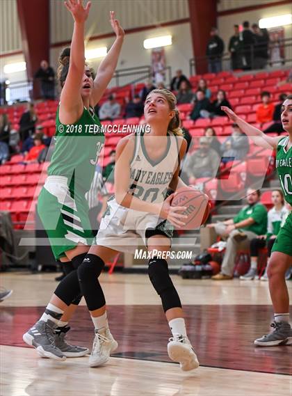 Thumbnail 1 in West Side vs. Des Arc photogallery.