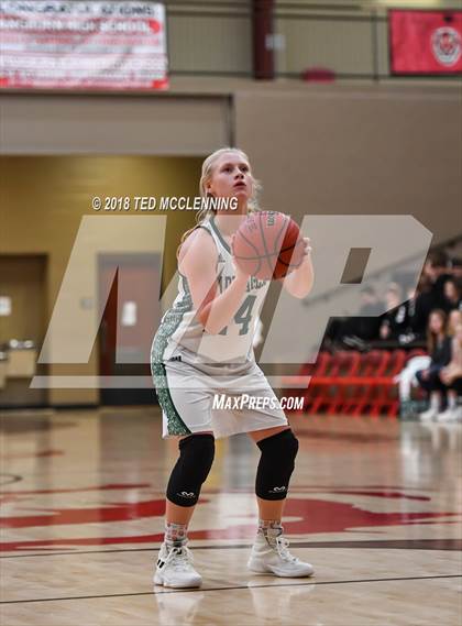 Thumbnail 1 in West Side vs. Des Arc photogallery.