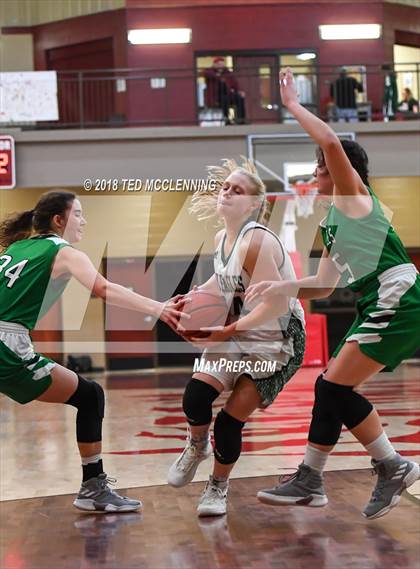 Thumbnail 2 in West Side vs. Des Arc photogallery.