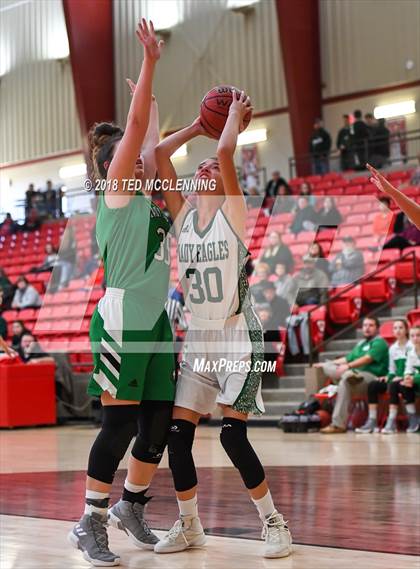 Thumbnail 1 in West Side vs. Des Arc photogallery.