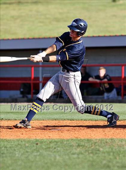 Thumbnail 3 in Maryville vs Seymour (Daily Times Classic) photogallery.