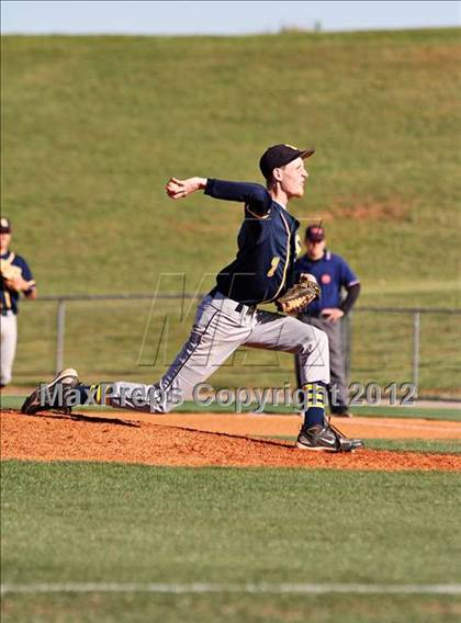 Thumbnail 3 in Maryville vs Seymour (Daily Times Classic) photogallery.