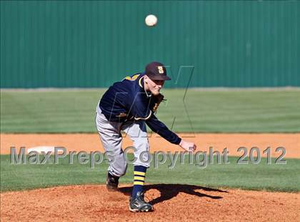 Thumbnail 1 in Maryville vs Seymour (Daily Times Classic) photogallery.
