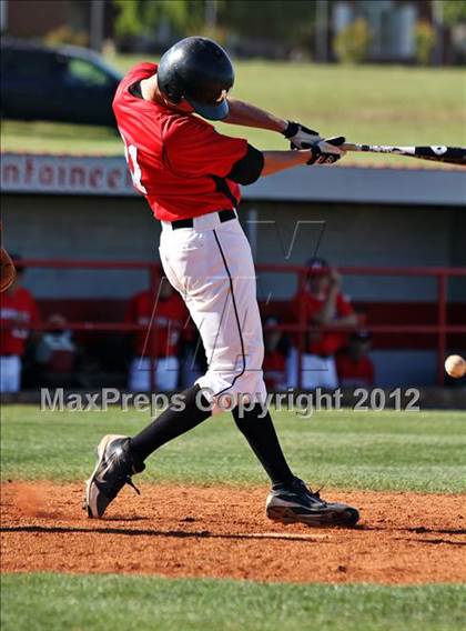 Thumbnail 2 in Maryville vs Seymour (Daily Times Classic) photogallery.
