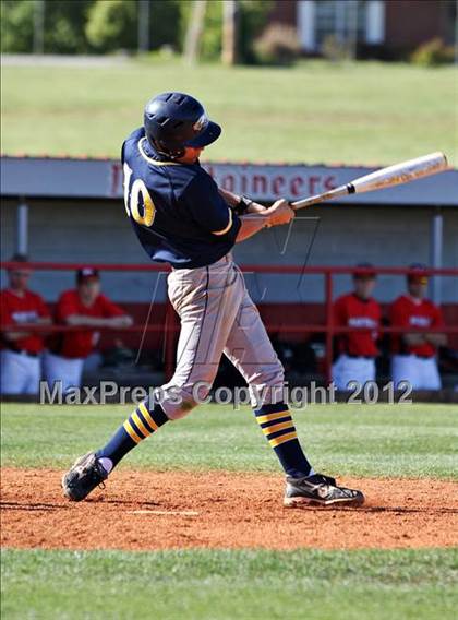 Thumbnail 1 in Maryville vs Seymour (Daily Times Classic) photogallery.