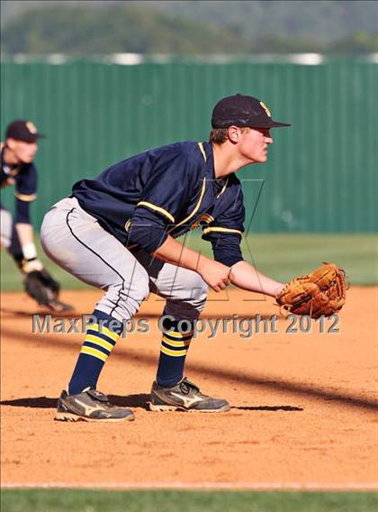 Thumbnail 3 in Maryville vs Seymour (Daily Times Classic) photogallery.