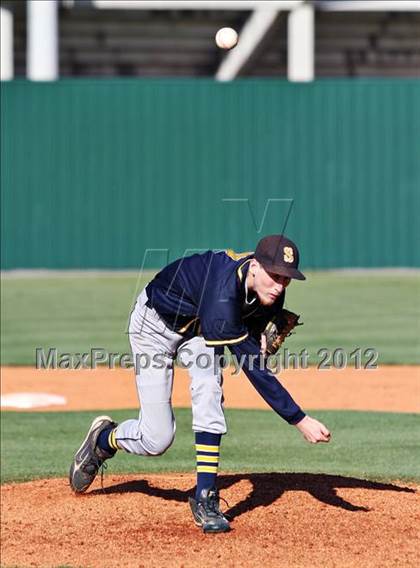 Thumbnail 3 in Maryville vs Seymour (Daily Times Classic) photogallery.