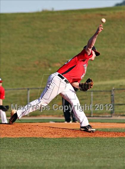 Thumbnail 1 in Maryville vs Seymour (Daily Times Classic) photogallery.