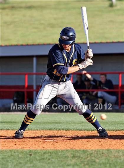 Thumbnail 2 in Maryville vs Seymour (Daily Times Classic) photogallery.