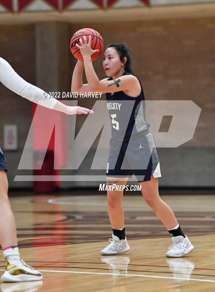 Thumbnail 3 in University vs. Platte Valley (CHSAA 3A Championship) photogallery.