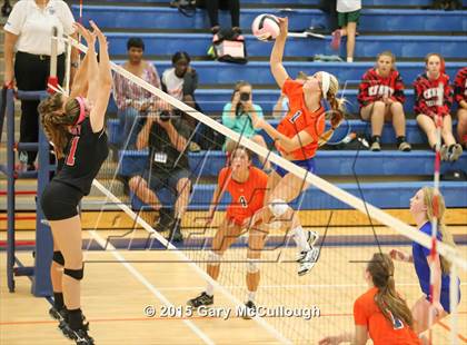 Thumbnail 2 in Bishop Kenny @ Bolles photogallery.