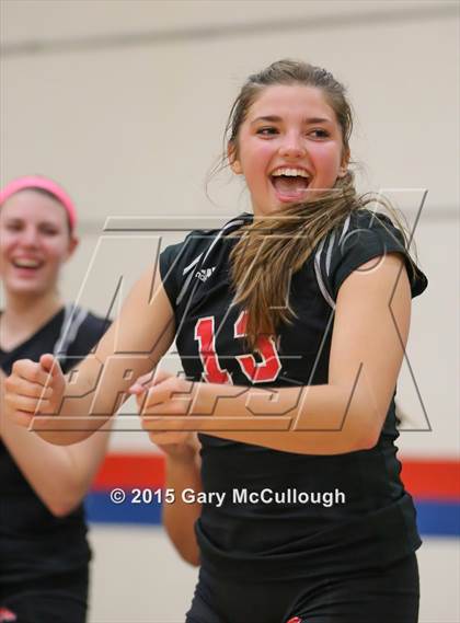 Thumbnail 2 in Bishop Kenny @ Bolles photogallery.