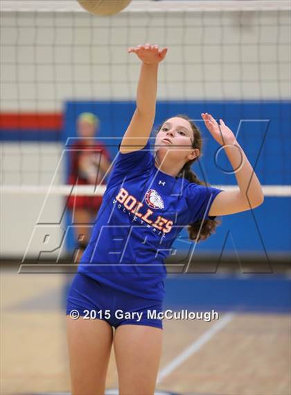 Thumbnail 3 in Bishop Kenny @ Bolles photogallery.