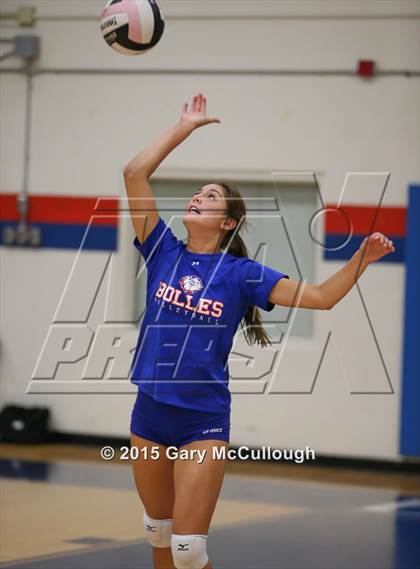 Thumbnail 1 in Bishop Kenny @ Bolles photogallery.