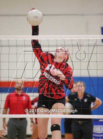 Thumbnail 2 in Bishop Kenny @ Bolles photogallery.