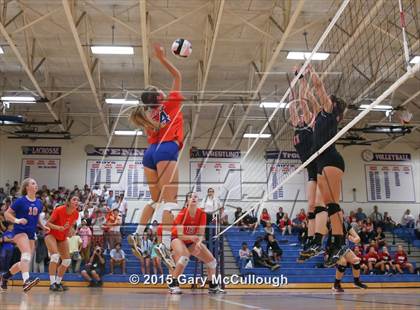 Thumbnail 3 in Bishop Kenny @ Bolles photogallery.
