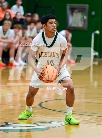Thumbnail 3 in Argonaut vs Chowchilla (CIF D5 Round 1) photogallery.